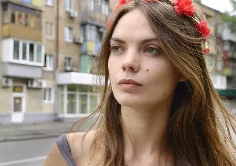 Una dintre fondatoarele grupului feminist Femen s-a sinucis în Paris