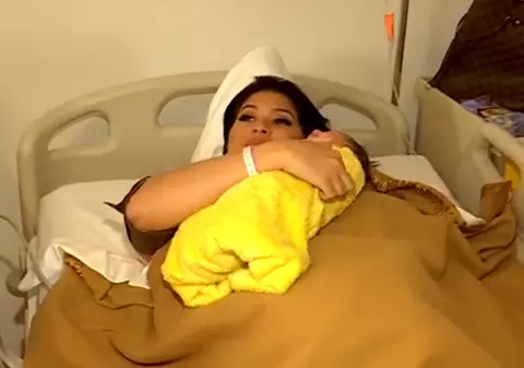 Roxana Dobre, prima imagine după ce a născut. Cât s-a îngrășat bruneta pe perioada sarcinii