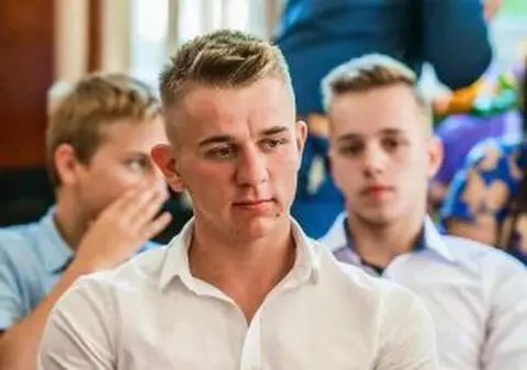 Un tânăr de 20 de ani a fost grav rănit într-un accident de motocicletă în Suceava