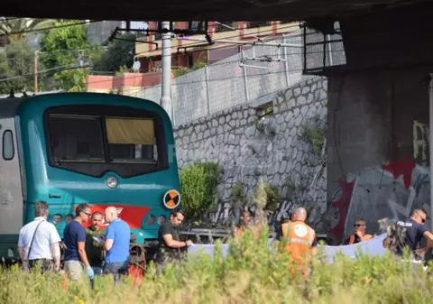 Tânăr român, spulberat de tren în Italia. Florin avea doar 18 ani