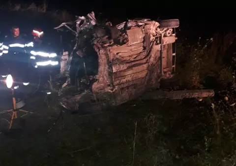 Un austriac a provocat un grav accident în judeţul Galaţi. O persoană a murit şi alte 7 au fost rănite