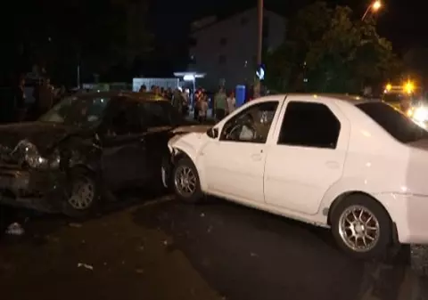 Accident violent în cartierul Rahova din Capitală. Trei oameni au ajuns la spital