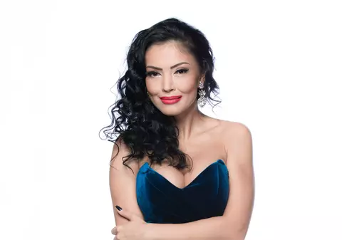 Andreea Mantea, încă o emisiune la Kanal D. Revine la cârma show-ului "Se strigă darul!", alături de Mihai Mitoseru