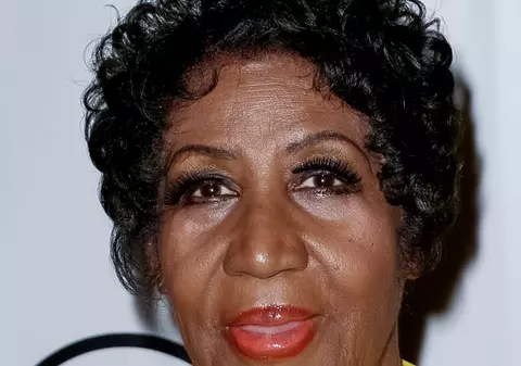 Aretha Franklin a fost internată în stare gravă la spital. Cântăreaţa şi-ar fi luat adio de la toţi membri familiei