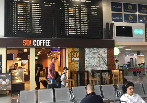 Aproape 200 de oameni așteaptă de cinci ore pe Aeroportul din Timișoara să plece spre Antalya. Cursa a avut probleme și acum trei săptămâni