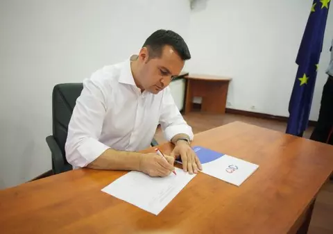 Cătălin Cherecheș, primarul din Baia Mare, a strâns semnături pentru campania „Fără penali în funcții publice”. Închis și judecat pentru corupție
