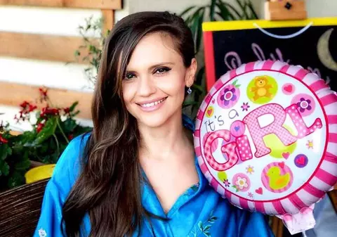 Dovada relației dintre Cristina Șișcanu și fiul soțului ei din primul mariaj. "În ce chinuri o fi acum adevărata lui mamă"