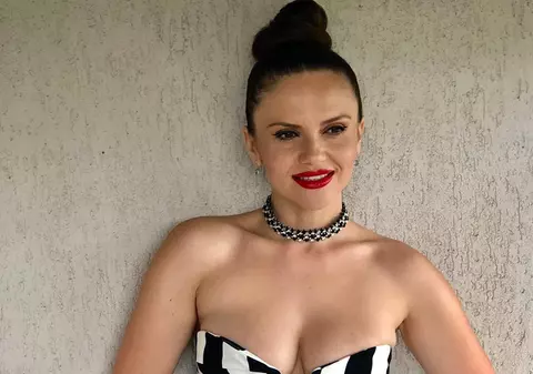 Cristina Șișcanu le dă peste nas criticilor ei. "Sau să îmi pun o șubă?"