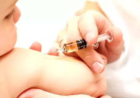 Stocul de vaccin hexavalent acoperă necesarul pentru trei luni. Alte  417.000 de doze ajung în octombrie și noiembrie