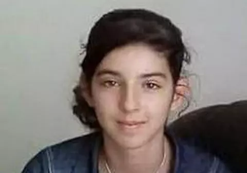 Fetiţa de 13 ani din Oradea, care şi-a înjunghiat bunica, dată în urmărire naţională