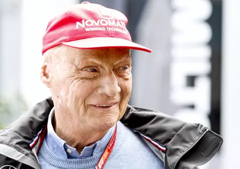 Niki Lauda se simte bine după ce a suferit un transplant pulmonar: ”Suntem mulțumiți”