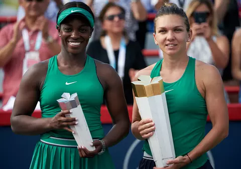 Simona Halep a câștigat titlul la Montreal. Este al treilea succes din 2018 și al 18-lea al carierei. Scandare anti-PSD din tribună, la finala cu Sloane Stephens / VIDEO