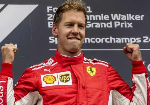 Vettel, locul 3 în topul piloților cu cele mai multe victorii din istoria Formulei 1