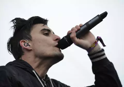 FOTO | Kyle Pavone a murit. Vocalistul trupei "We Came As Romans" avea 28 de ani