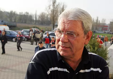 Și Angelo Niculescu l-a atacat pe Emeric Ienei: ”Se așeza la masa deja pusă”