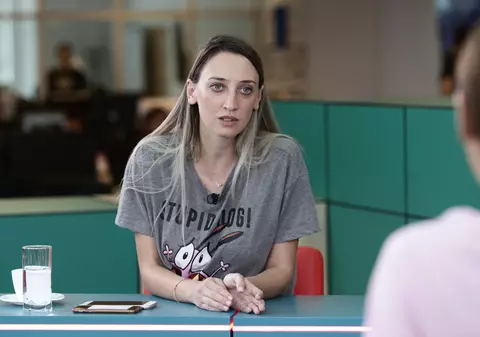 VIDEO/ Ilona Brezoianu, despre greutățile vieții de actor. “La început, am jucat pe donații, pe 30 de lei”