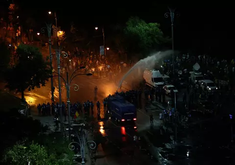 Peste 350 de plângeri au fost înregistrate la Parchetul General, în dosarul violențelor din Piața Victoriei