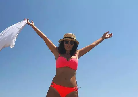 Ioana Ginghină, cu fața plină de vânătăi pentru o filmare. Actriţa şi-a liniştit imediat fanii