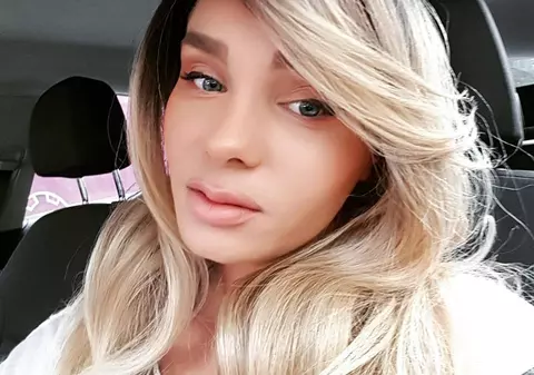 Maria Constantin, declarație după ce s-a spus că are iubit secret de 6 luni. "Țara arde-n foc și baba se piaptănă"