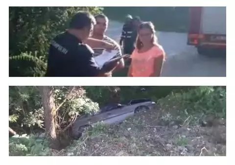 O tânără de 18 ani din Argeș a fost rănită, după ce mașina în care se afla a căzut într-o râpă