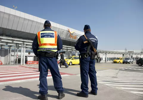 Aeroportul din Budapesta a fost închis parțial miercuri din cauza unui container cu un ”material nociv”