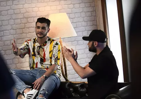 Mihai Bendeac și Vlad Drăgulin, experiențe inedite în caravana X Factor. ”S-au salvat căței, eu m-am indrăgostit, s-a plâns, s-a râs, s-a țipat”