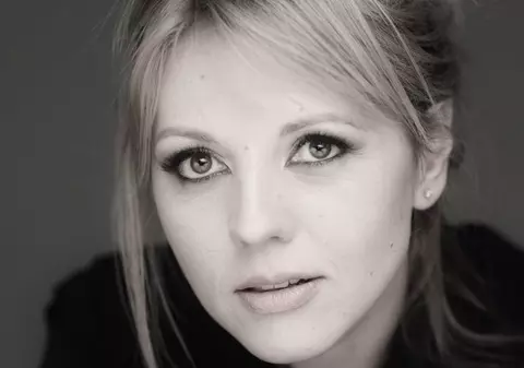 Actrița Natalie Ester, la protestul diasporei. "PSD-ul va fi îngropat în istorie. E anul românilor"