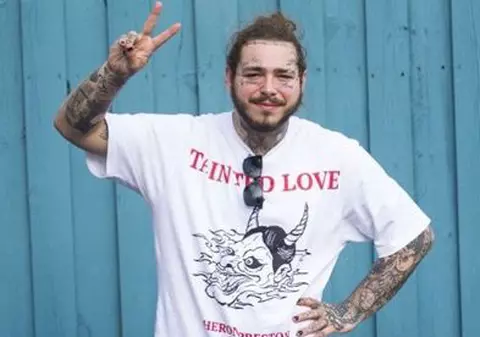 VIDEO | Rapperul Post Malone, la un pas de moarte. Avionul privat în care se afla a aterizat de urgență