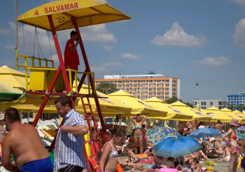 Cel puțin 10 oameni au murit înecați pe litoral, de la începutul sezonului. ”O secundă contează pentru a vă salva viața!”