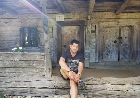 Mesajul lui Tavi Colen după victoria Simonei Halep de la Montreal. "La noi acasă e la fel cum știi: gaze, tunuri cu apă, răzmeriță"