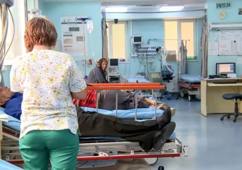 O femeie din Iași a ajuns la spital din cauza medicamentelor împotriva cârceilor. Nu-și mai putea mișca mâinile și picioarele