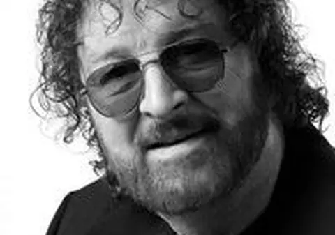 Pianistul Chas Hodges a murit. Artistul se lupta de mult timp cu o boală necruțătoare