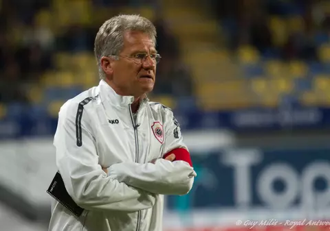 De la Anvers, Loți Boloni face o radiografie aspră asupra fotbalului românesc: ”M-a bucurat eliminarea CFR-ului! Prostia se plătește”. Oferta de la FCSB, cine a fost cel mai bun manager din fotbal și cum putem renaște: ”Muncă, nu lăbărie!”