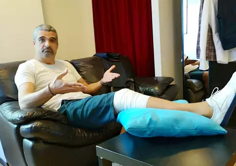 Aurelian Temișan s-a accidentat la filmări! Probleme cu genunchiul, fel ca soția lui, Monica Davidescu