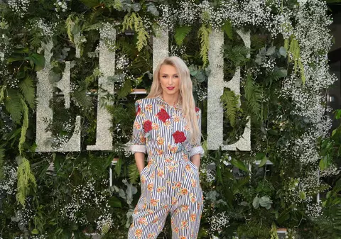 Andreea Bălan a publicat imagini din primii ani de muzică
