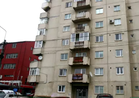 România, pe primul loc în UE la numărul de tineri care locuiesc în case supraaglomerate