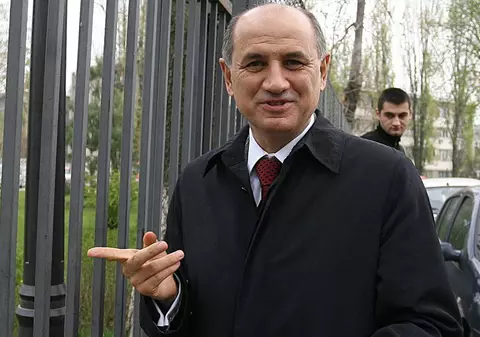 George Copos va reveni în fotbal: ”Va sprijini financiar FC Rapid când va promova în Liga 1”
