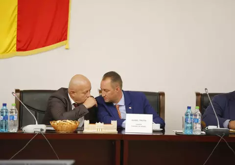 A renunțat la locul de muncă din țară, plătit cu 150 de euro, iar apoi a ajuns primar în Spania. Drumul de la cules de măsline, la fotoliul de edil