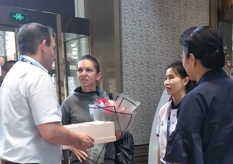 FOTO/ Simona Halep a făcut senzație cu ținuta ei, înaintea turneului de la Wuhan. Fanii au felicitat-o pentru alegerea vestimentară