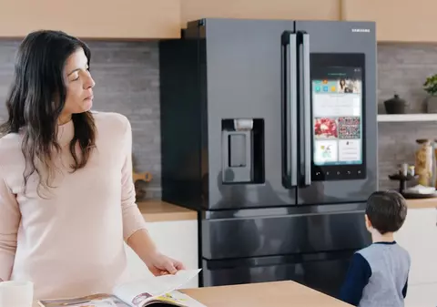 Companii ale căror nume au devenit cuvinte comune. De la Frigidaire, Rimmel și Adidas, la Bluetooth și Pampers