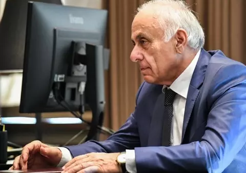 Gennadi Gagulia, prim-ministrul din Abhazia, a fost ucis într-un accident de mașină