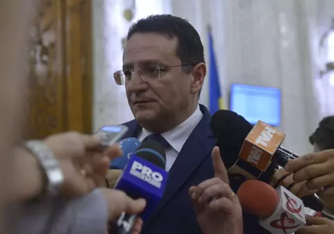 George Maior, prins la mijloc în Parlament. Fostul șef SRI vorbește și despre ofițerii acoperiți din presă
