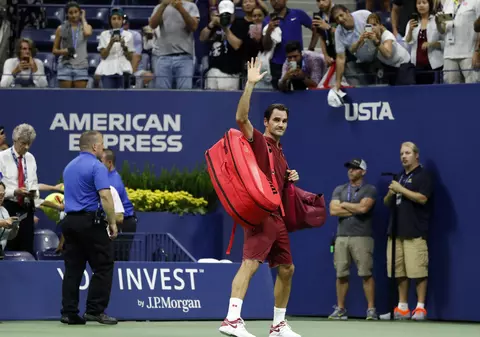 Roger Federer, eliminat de la US Open de australianul John Millman