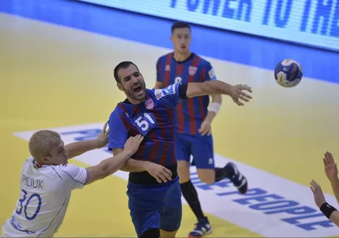 CSA Steaua, la a treia victorie în SEHA League la handbal. ”Militarii” i-au pulverizat pe cei de la Meșkov Brest. Bielorușii au venit cu tineretul!
