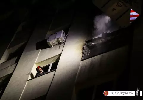 Bărbat intoxicat cu fum într-un incendiu la un bloc din Pantelimon