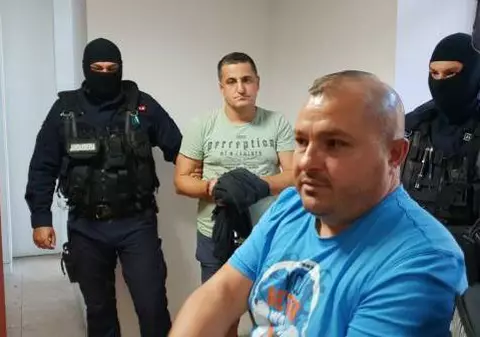 Rețea de clonare de carduri, destructurată de DIICOT Timișoara. Gruparea are o filieră și în Ungaria