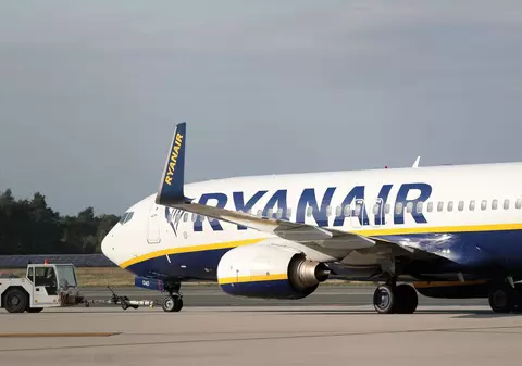 Ryanair anulează mâine 150 de zboruri din Germania. Atenționare MAE pentru românii care călătoresc cu avionul