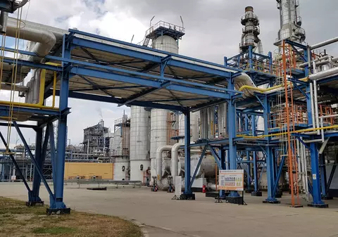 Starea femeii care a căzut într-un bazin de azot, la Rafinăria Petromidia Năvodari. ITM anunță o anchetă