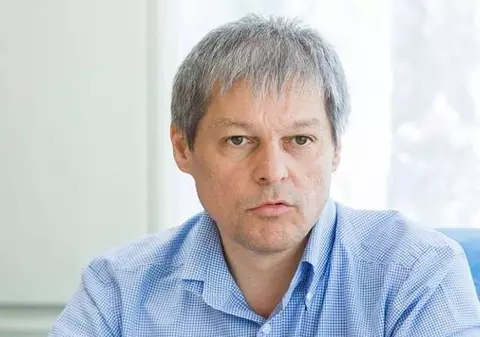 Cioloș anunţă că o să îi taie pensia lui Ciorbea, când va ajunge la guvernare. Avocatul Poporului a plecat în concediu, după OUG pe legile justiției