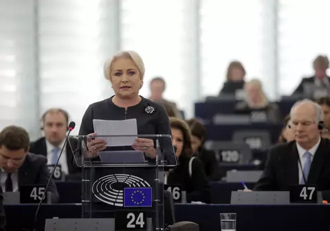 Cum explică Viorica Dăncilă faptul că a votat în favoarea căsătoriilor gay, în 2015: "Am votat 'pentru', deoarece aşa este democraţia"